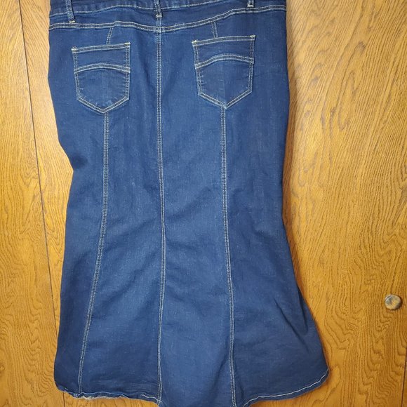 Maxi jean skirt - Picture 3 of 4